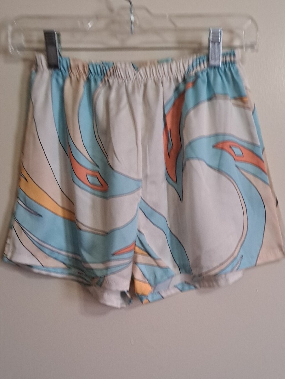 Tie-Back Halter Top & Short SET in Pastel Wave Print - Picture 5 of 6